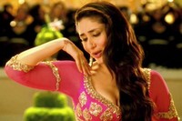 Kareena Kapoor Spicy Stills